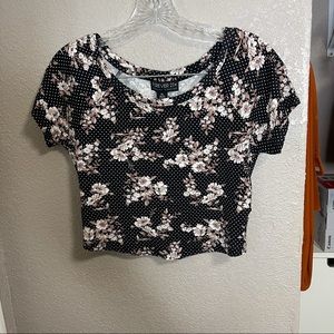 Forever 21+ XL Black Floral Crop Top